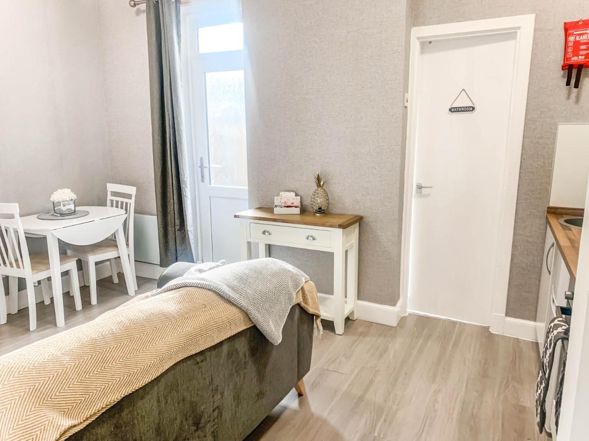 The Rosebery Retreat By The Castle 1-Bed Apartment Inverness Exterior photo