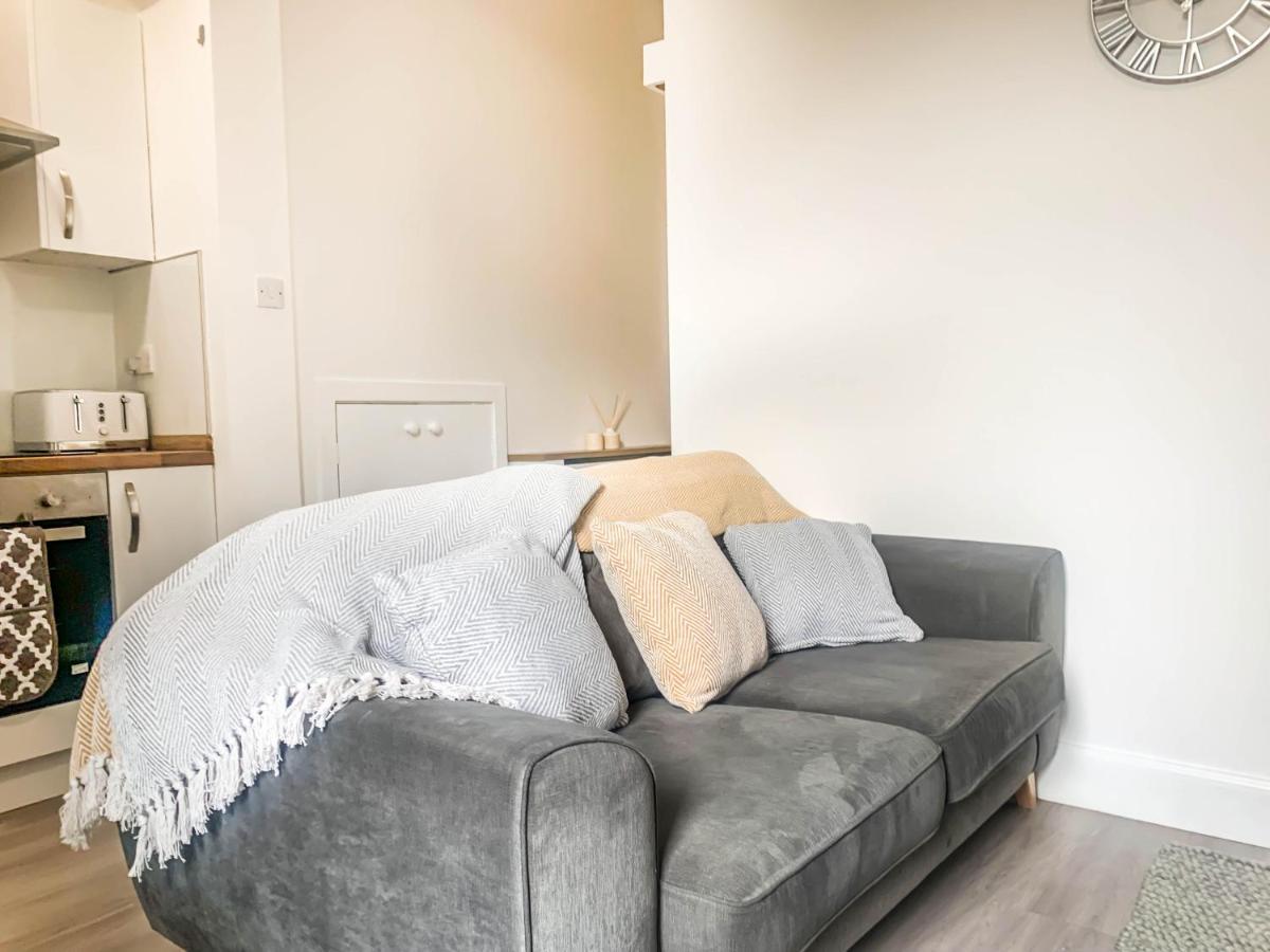 The Rosebery Retreat By The Castle 1-Bed Apartment Inverness Exterior photo